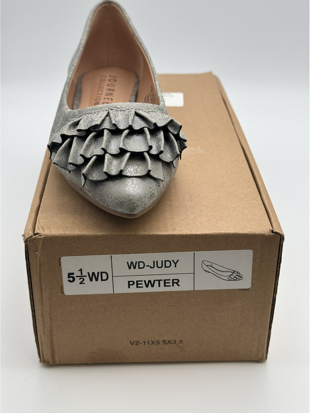Journee Collection WD-Judy Pewter Ruffled Pointed Toe Flats - Picture 5 of 5
